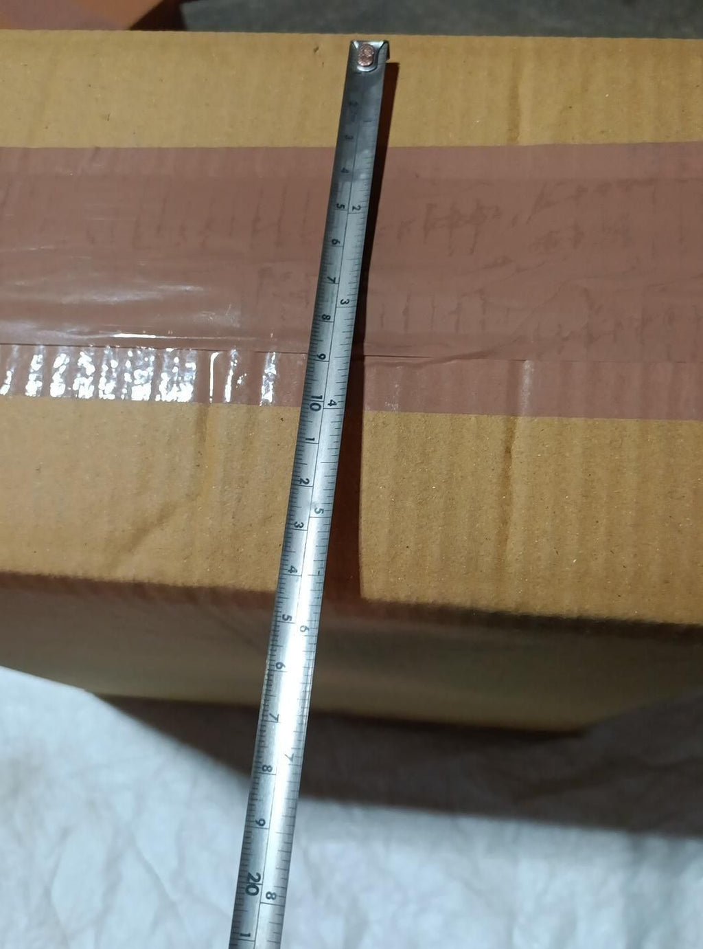 Minimalist Wall-Mounted Storage Box for The Bathroom